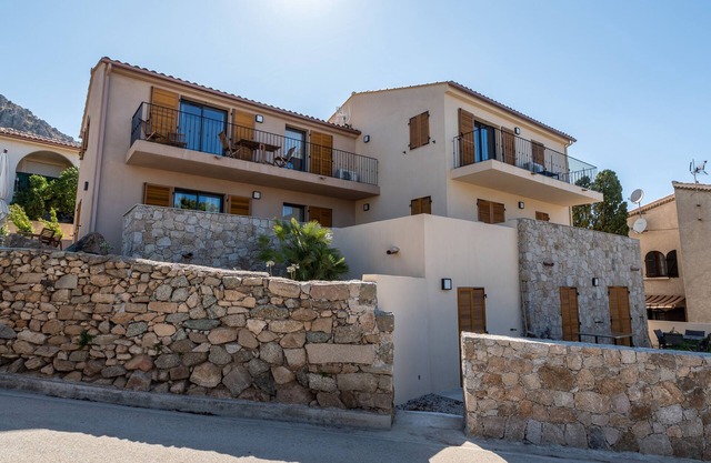 Apartment T2 1st Floor New, a few meters from the beach