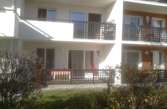 APARTAMENTO TRANQUILO T2 PARA CURISTAS O VACACIONES