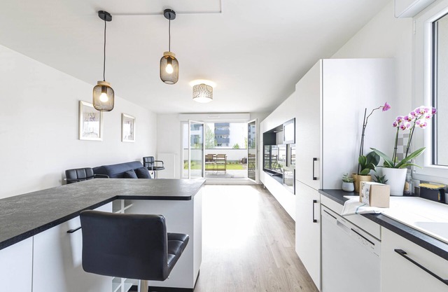 Bel appartement moderne avec jardin - terrasse