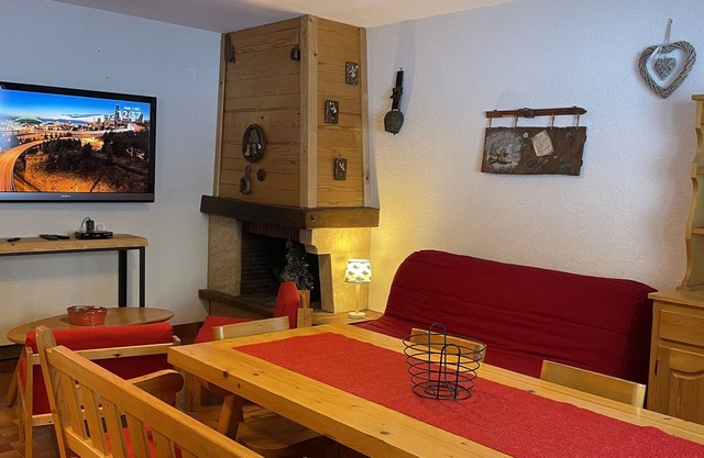 T3 6/8 sleeps 3*** 57 m² Praz de Lys in the heart of the resort
