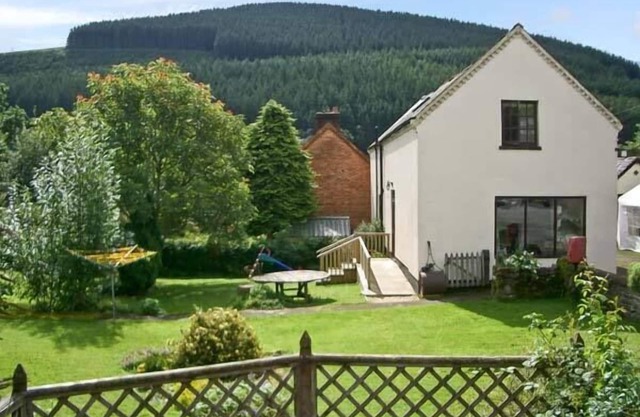Casa del sastre, ABBEYCWMHIR