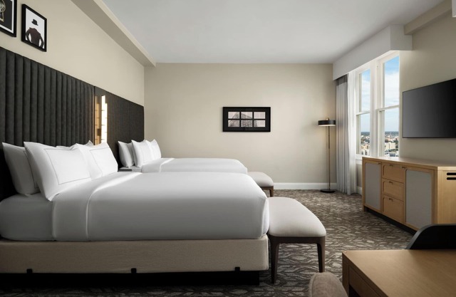 Tampa Getaway: Historic Building with Modern Comforts! 3 Rooms