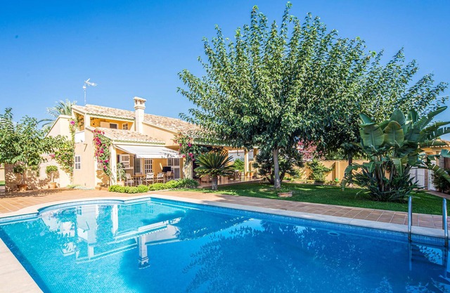 Alojamiento de 4 habitaciones en Sagunto