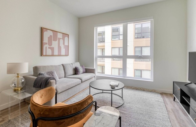 Tasteful Hayward 2BR w/ Heated Pool, near Shops & Dining, by Blueground