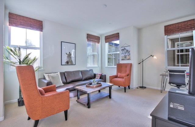 Tasteful San Jose 2BR Townhouse w/ Patio, nr Newhall Park, by Blueground