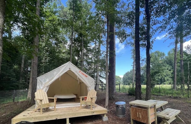 Tentrr Signature Site - Back 40 Shanty B