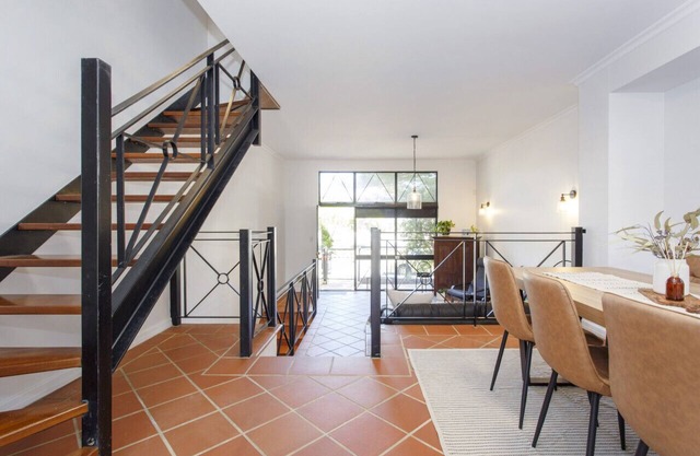 Terrace Heaven – Luxe Retreat in Fremantle