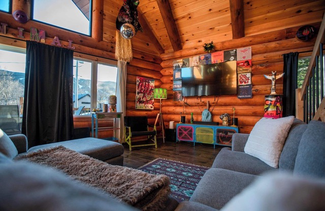 Les Grands Bois - Majestic Log Cabin