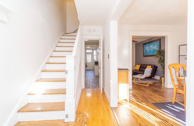 The Aviator- Quiet Spacious Home in NW DC