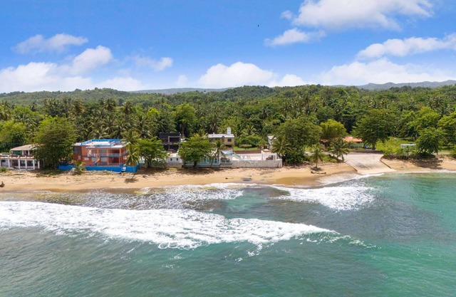 The Beach House Private Pool