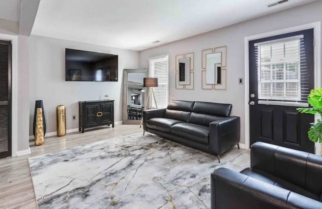 The Blue Door - Portsmouth Va