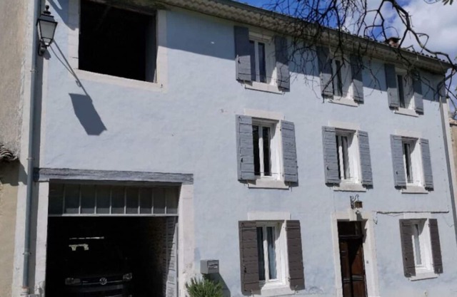 La casa azul, hermosa casa de vacaciones en el corazón de la Provenza