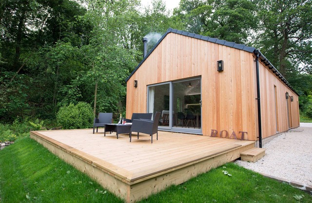 The Boathouse en Riding Mill, una casa de vacaciones contemporánea de 2 dormitorios.