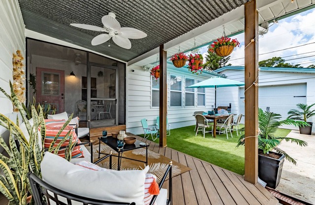 The Breezy Bungalow, St. Pete FL.