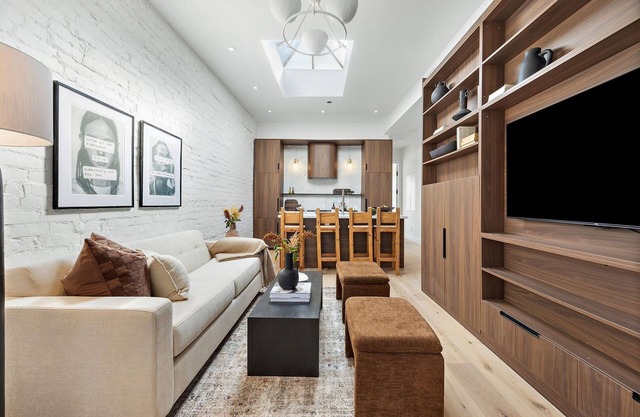 The Brick Hotel - The Loft