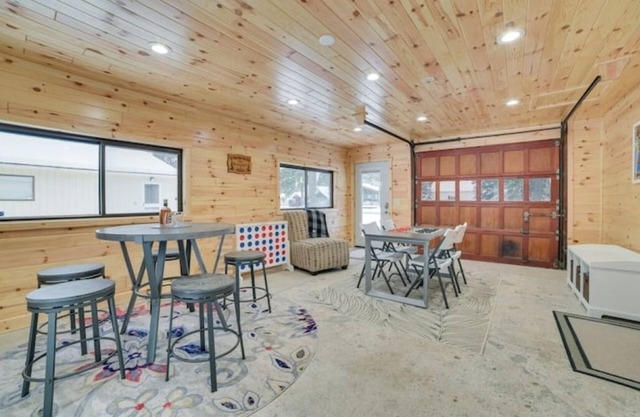 The Cabin for Family Time, Fireside Nights, and Lake Days