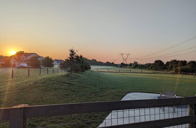 The Calico Cottage - Fire Pit - Hot Tub
