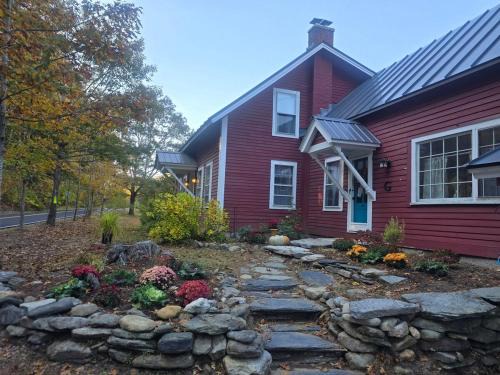 The Cardinal Lodge- A Riverside Retreat
