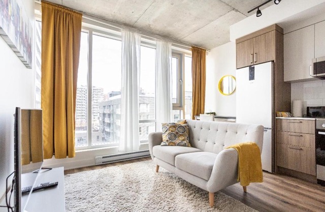 The Catherinoise, Condo in heart of downtown