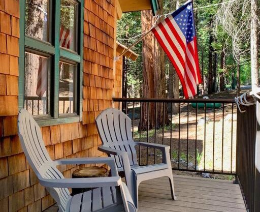 The Cedar Loft - Pet and Family Friendly - BBQ/Pool/Fire Pit