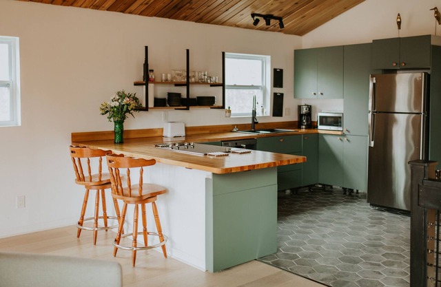 The Driftless Cottage - A Modern Cabin in the Woods