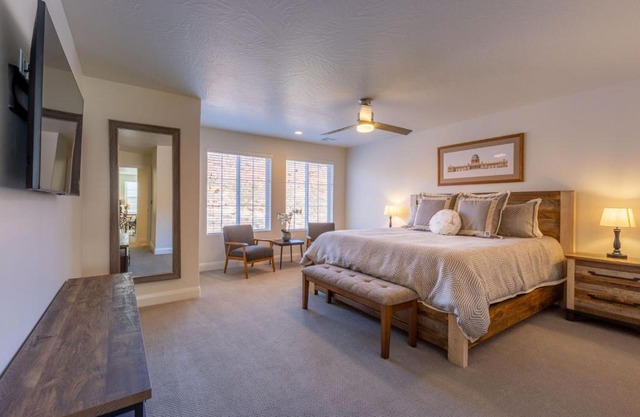 The Escondido Gem, Pet Friendly, Pickleball Courts