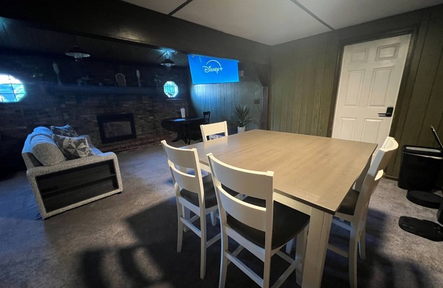 The Family Escape Ranch (Large Listing)