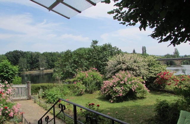 "LA CASA DEL PESCADOR" EN LA ORILLA DE DORDOGNE EN TREMOLAT (PROMO)