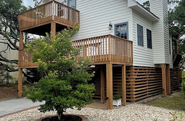 The Half Shell, Oceanside Beach Cottage, 6 min walk to beach