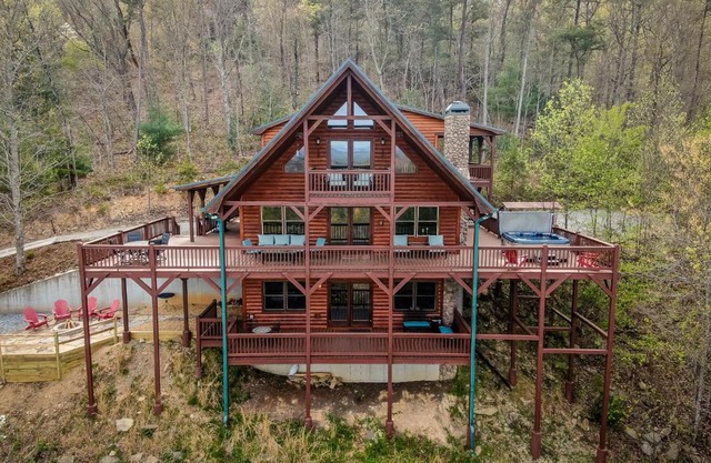 The High Life LONG RANGE VIEWS OF THE BLUE RIDGE MOUNTAINS