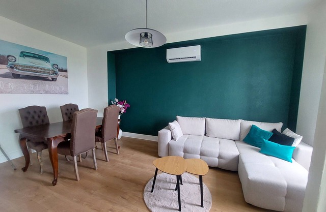 The house of the Vines 5 minutes from the A6 and Macon