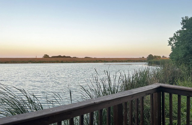 The Howdy House: Modern Western Retreat Near ATX