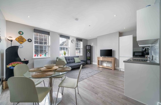 The Kingston Hideaway