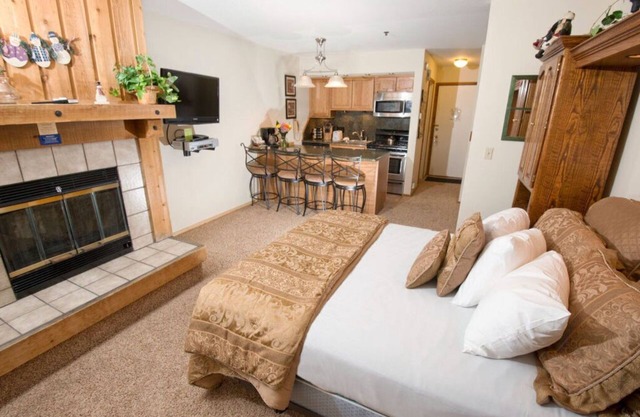 The Meadows Region - Studio Condo | Near Ski Lifts