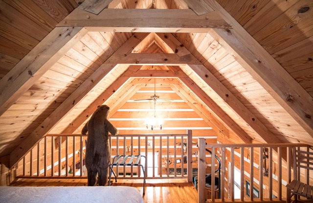 Nuez Falls Log Cabin Creekside Cerca de Franklin, Carolina del Norte
