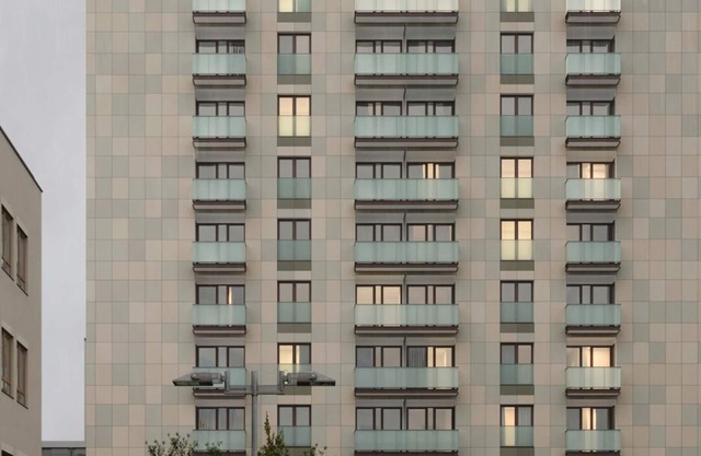 The MYDE Self Check-in Studios