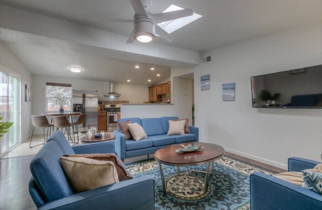 The NE Heights Abode - 4 bedroom