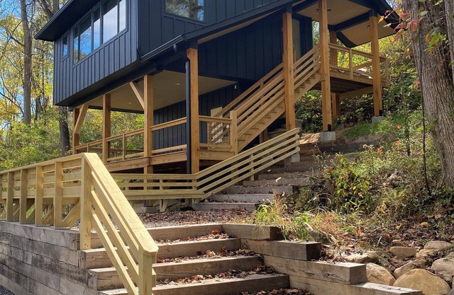 The Nest near Goshen Pass