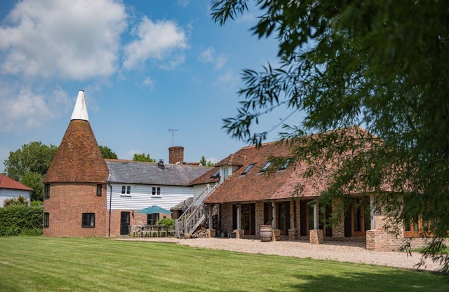 The Oast by Bloom Stays - charming oast house in beautiful countryside