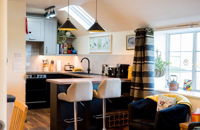 The Old Blacksmith - a cottage that sleeps 6 guests in 3 bedrooms