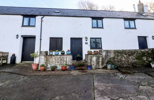 The Old Dairy Loft, PEMBROKE