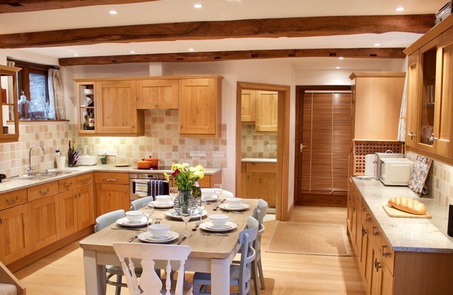 Los establos viejos en el sur de Devon con terraza privada, con vistas a la Bahía de inicio