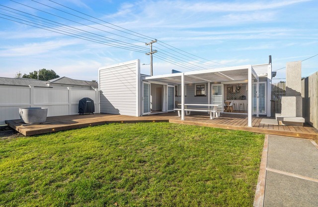 The Olive Corner- Martinborough Holiday Home