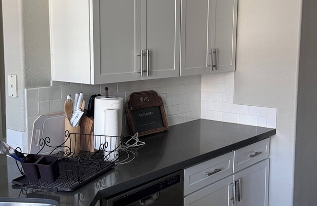 The Perfect Stay in Sacramento: 2-Bed Retreat