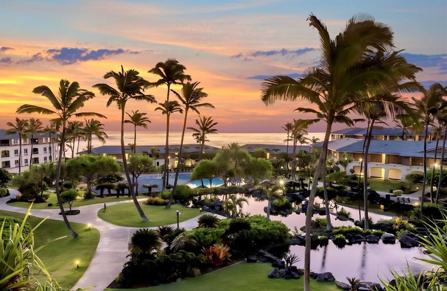 The Point at Poipu - Many Dates Available! - Hosted by Travelscowt