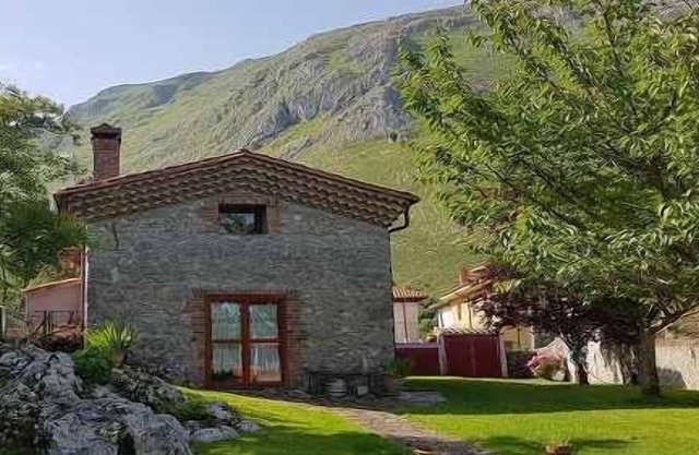 El refuxu de las Xanas