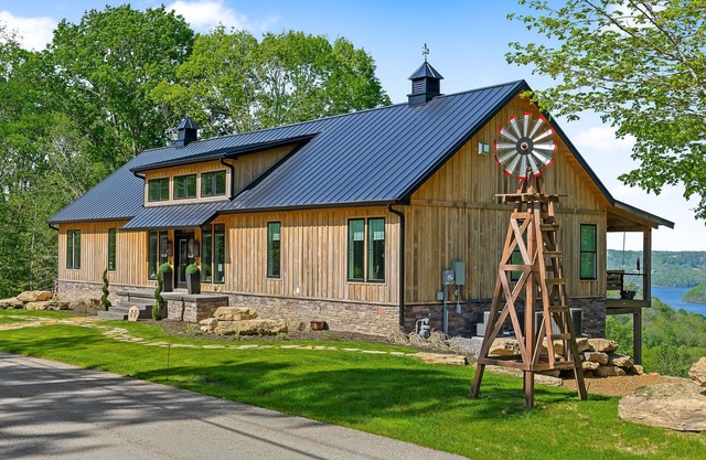The Ridge Over Looking Center Hill Lake