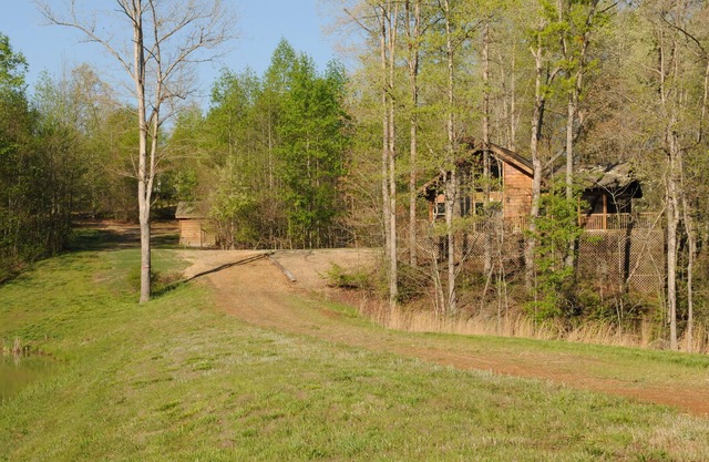 La cabina de Río En Grove River Ranch