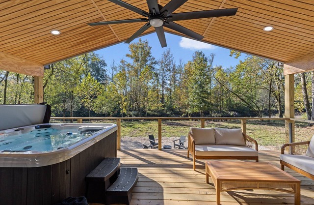 The River Nest-Hot Tub & River View