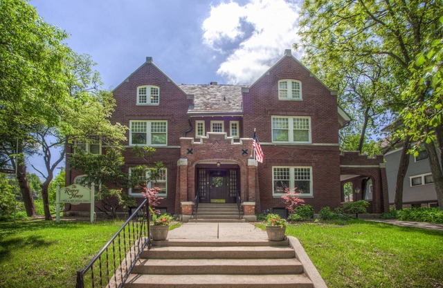 The Rogers House Inn Bed & Breakfast